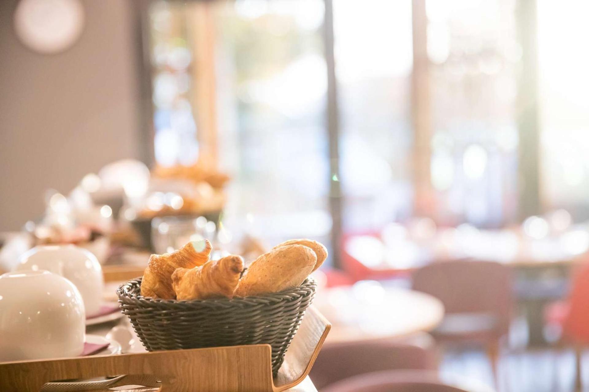 Brit Hotel Eden Spa Honfleur Kültér fotó