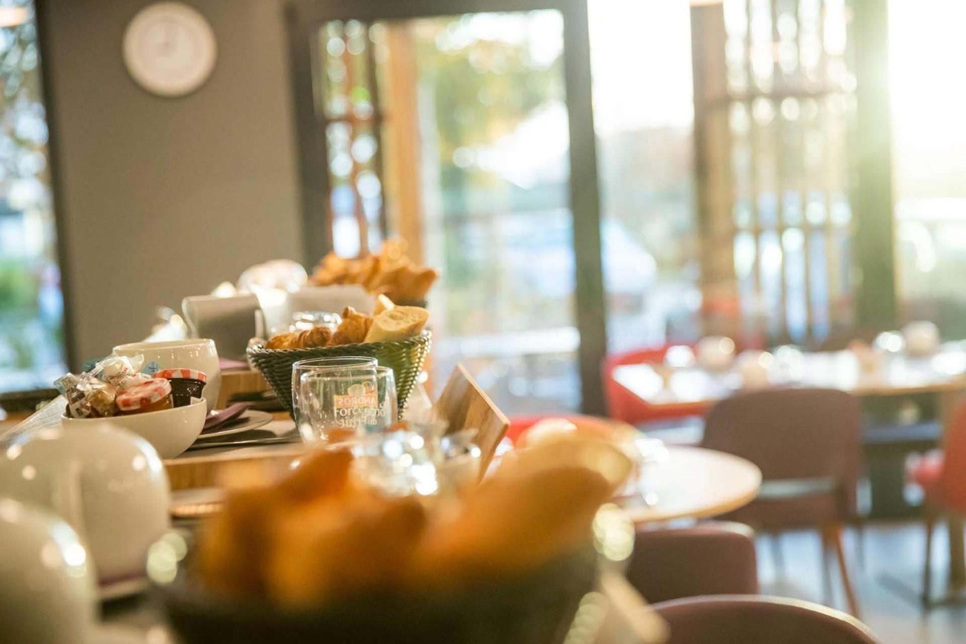 Brit Hotel Eden Spa Honfleur Kültér fotó
