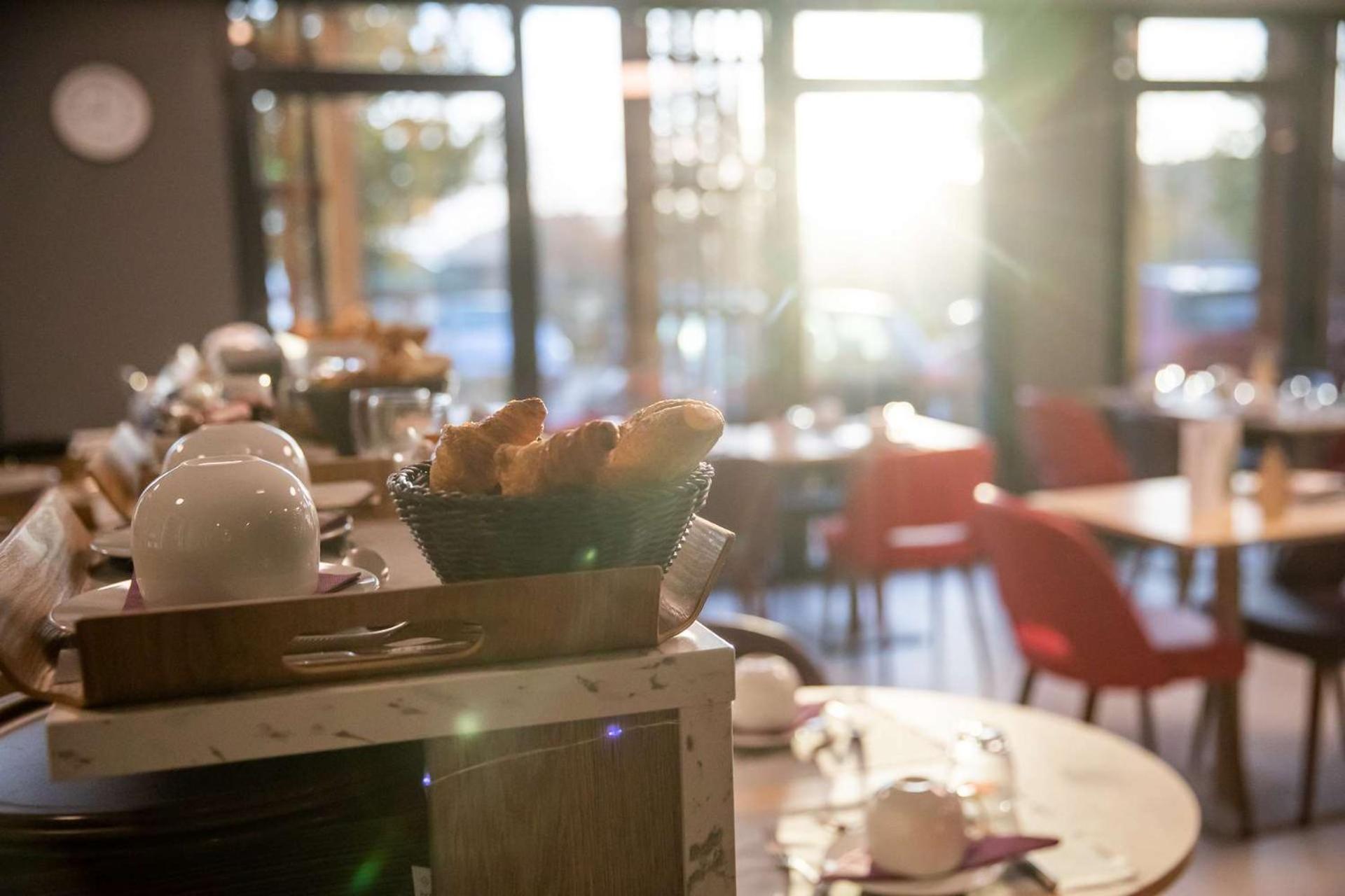 Brit Hotel Eden Spa Honfleur Kültér fotó