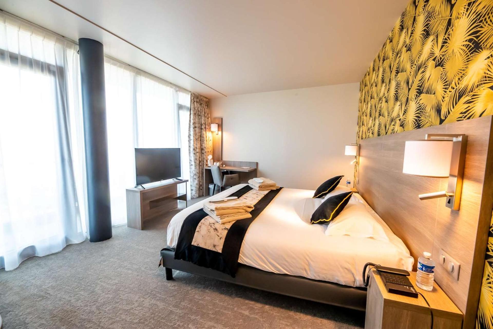 Brit Hotel Eden Spa Honfleur Kültér fotó