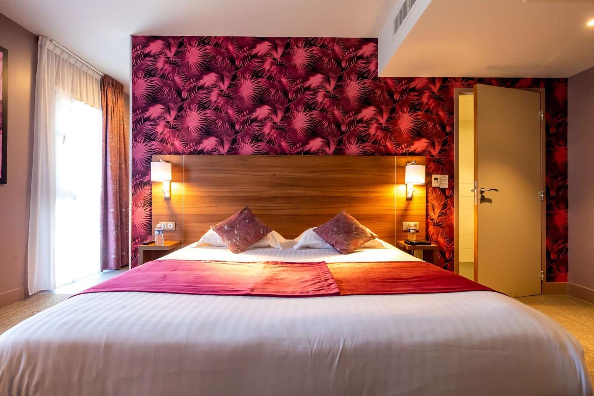 Brit Hotel Eden Spa Honfleur Kültér fotó